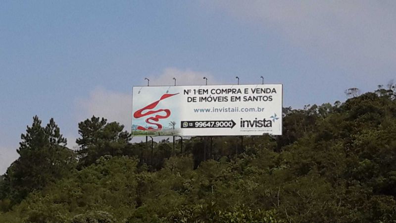 Painel 5: aps o pedgio, sentido Santos (lado direito)